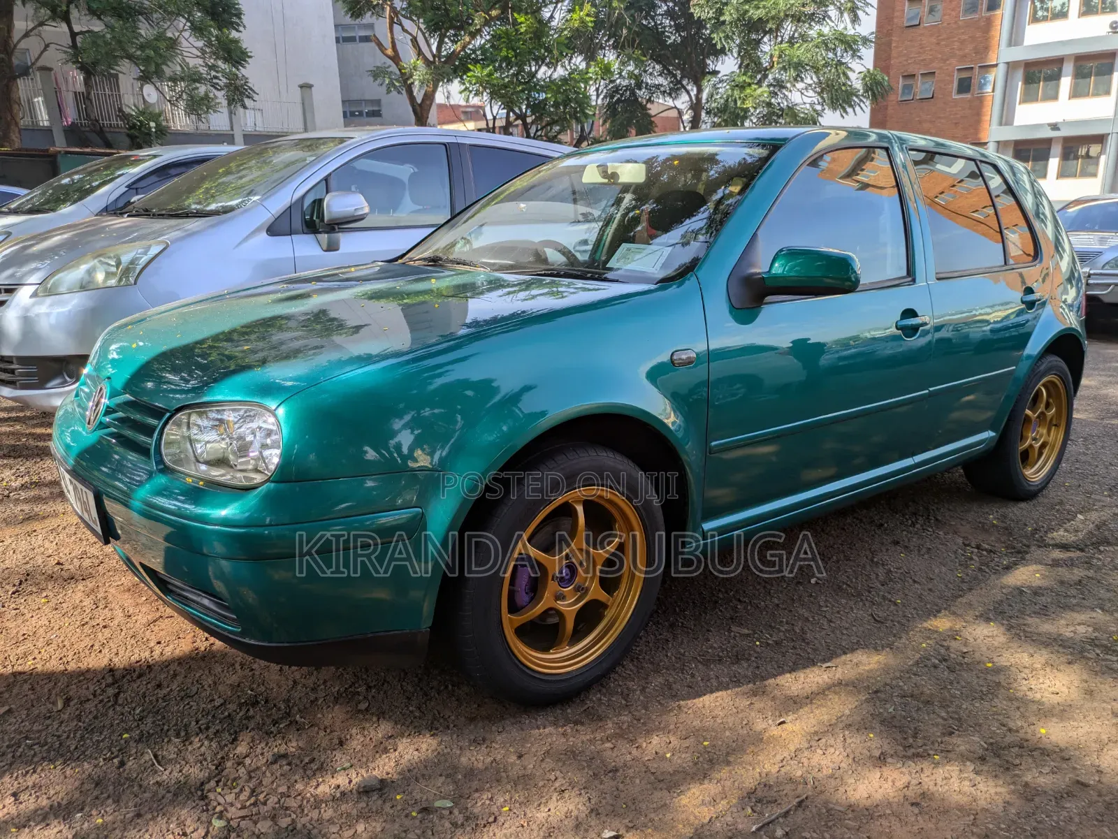 Volkswagen Golf 2001 Green