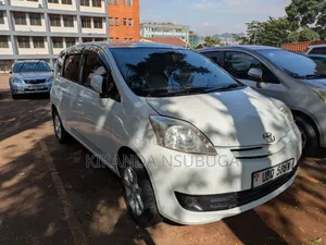 Toyota Passo Sette 2010 White