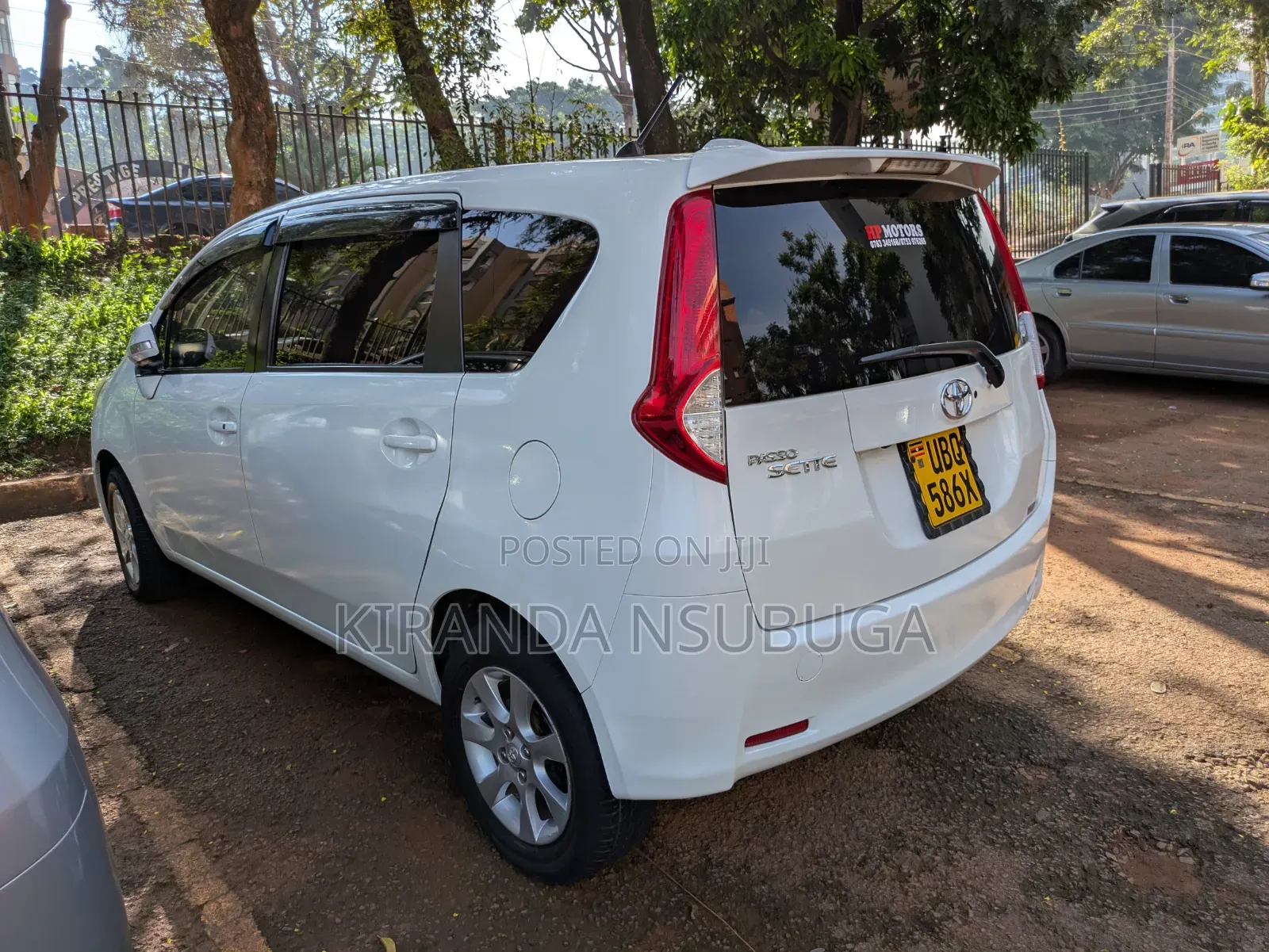 Toyota Passo Sette 2010 White