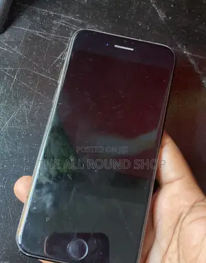 Apple iPhone 7 32 GB Black