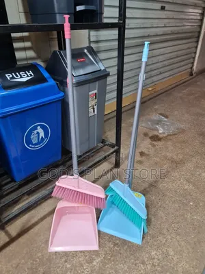 Long Handle Plastic Dust Pan With the Broom Dust Pan With the Broom