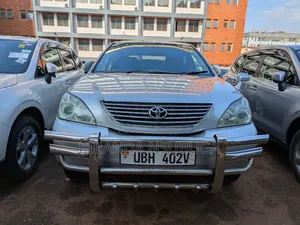 Toyota Harrier 2008 Silver