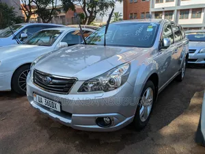Subaru Outback 2016 Silver