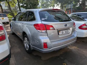 Subaru Outback 2016 Silver