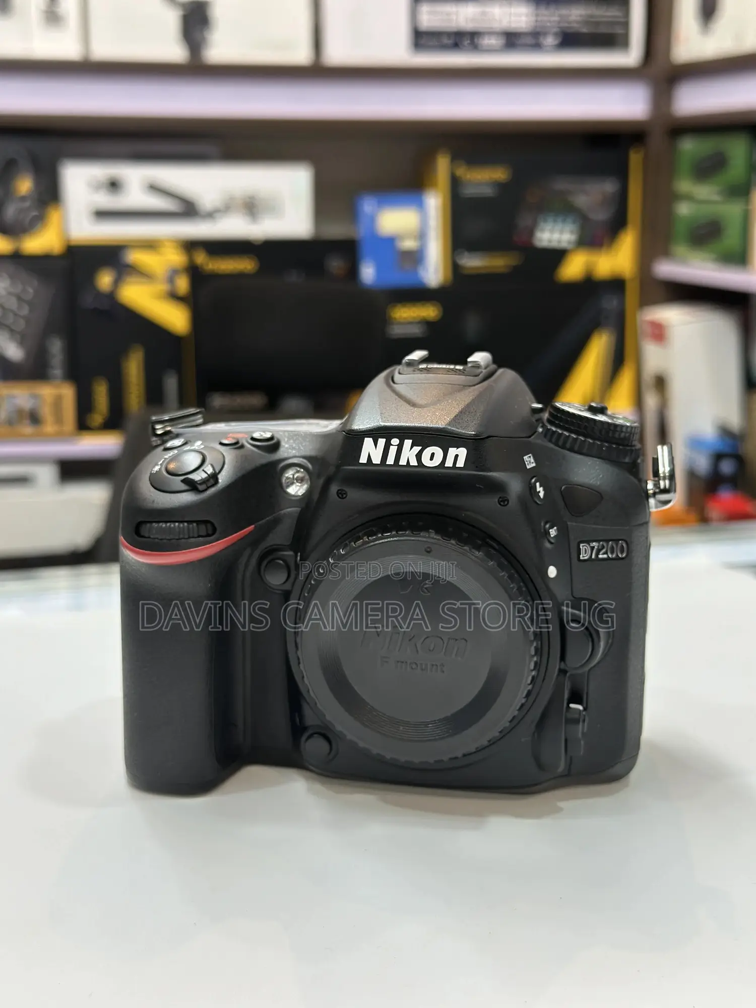Nikon D7200