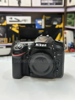 Nikon D7200