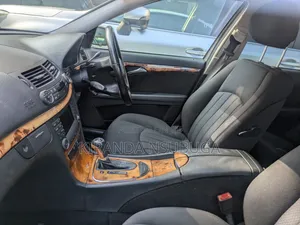 Mercedes-Benz E350 2011 Pearl