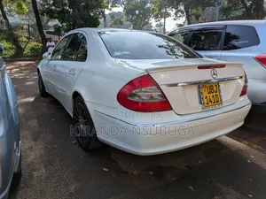 Mercedes-Benz E350 2011 Pearl