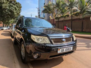 Subaru Forester 2010 Black