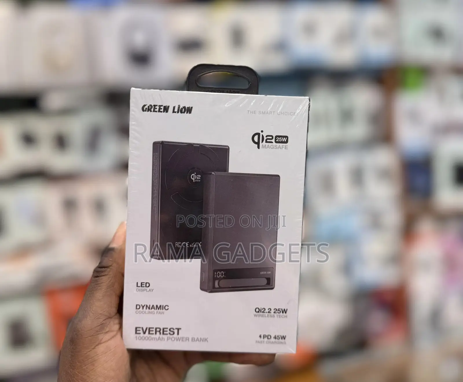 Green Lion Everest 10000mah Power Bank Featuring a Dynamic Cooling Fan