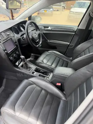 Volkswagen Golf 2015 Black