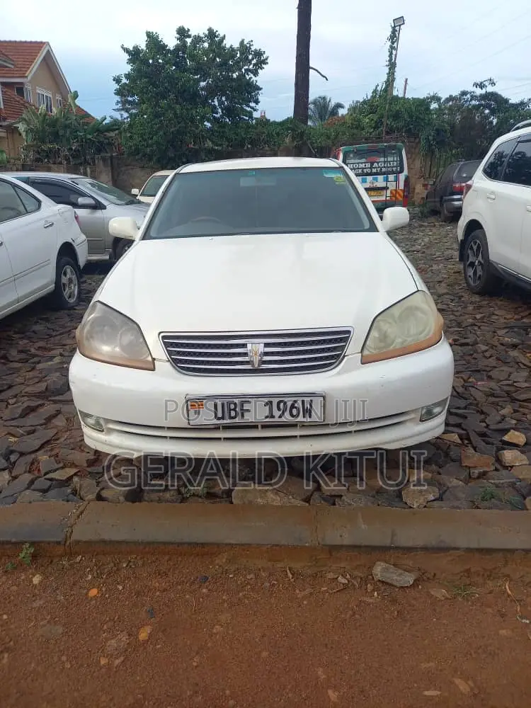 Toyota Mark II 2002 White