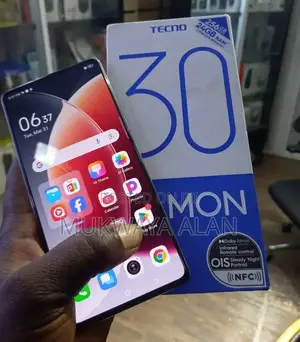 New Tecno Camon 30 256 GB White