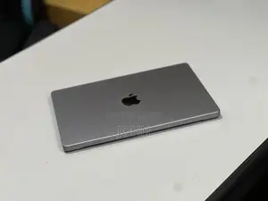 Laptop Apple MacBook Pro M1 32GB Apple M1 Pro SSHD (Hybrid) 512GB