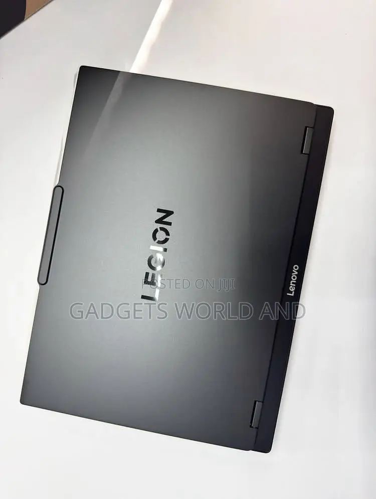 New Laptop Lenovo Legion 5 32GB Intel Core Ultra 9 SSD 1T