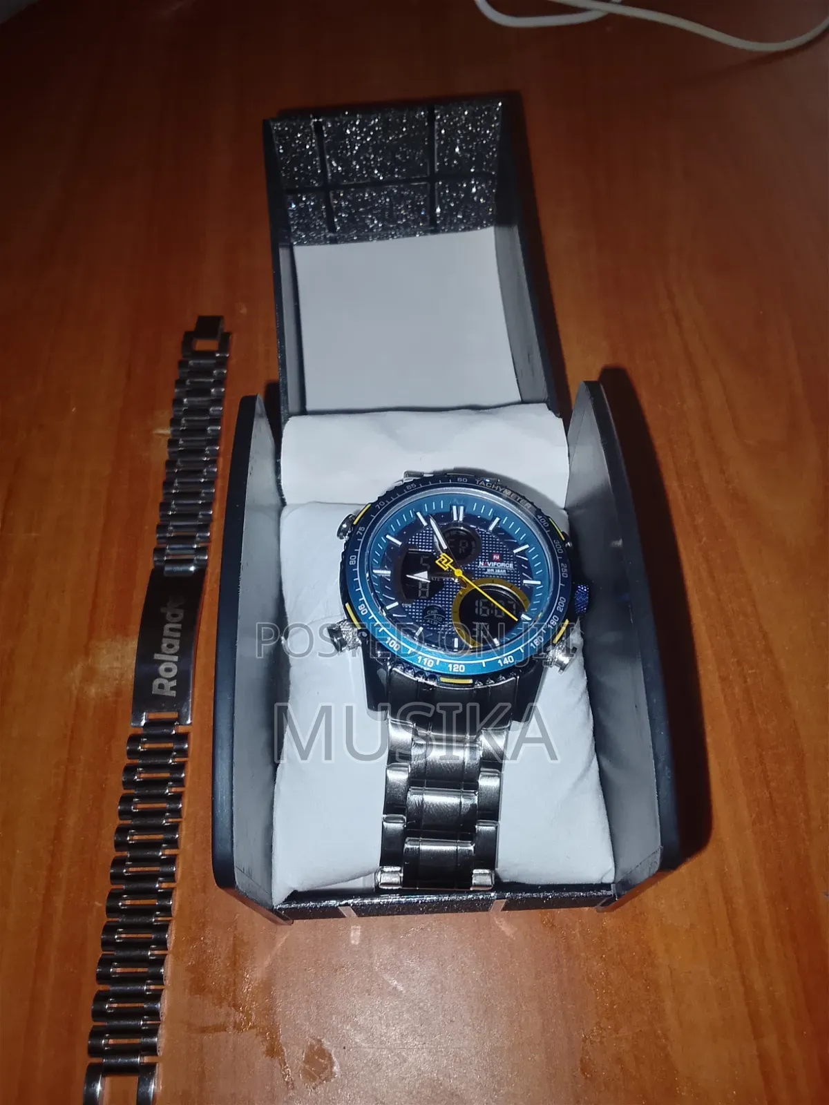 Naviforce Watch