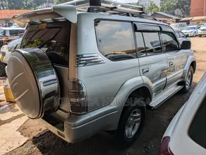 Toyota Land Cruiser Prado 2009 Silver