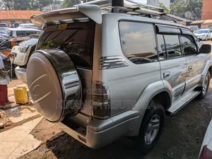 Toyota Land Cruiser Prado 2009 Silver