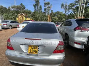 Mercedes-Benz E320 2008 Silver