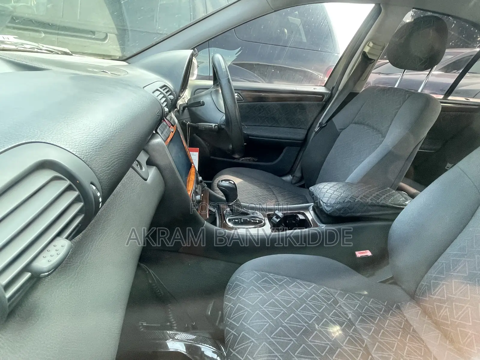 Mercedes-Benz C200 2006 Silver