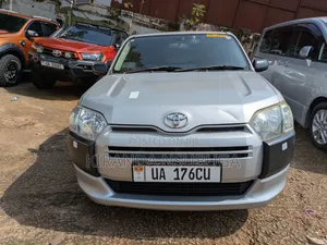 Toyota Succeed 2015 Silver