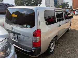 Toyota Succeed 2015 Silver