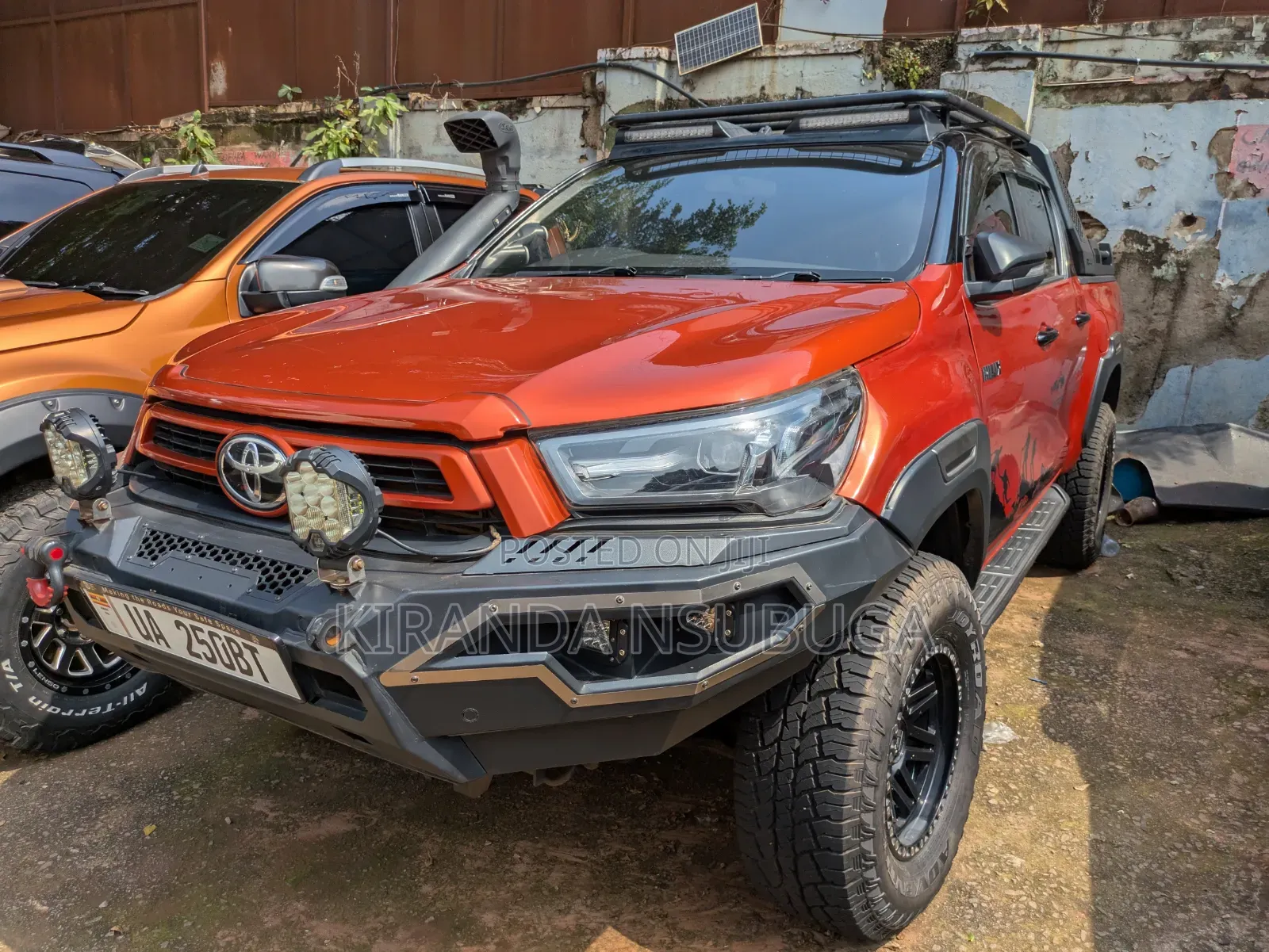 Toyota Hilux 2017 Orange