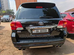 Toyota Land Cruiser Prado 2015 Black