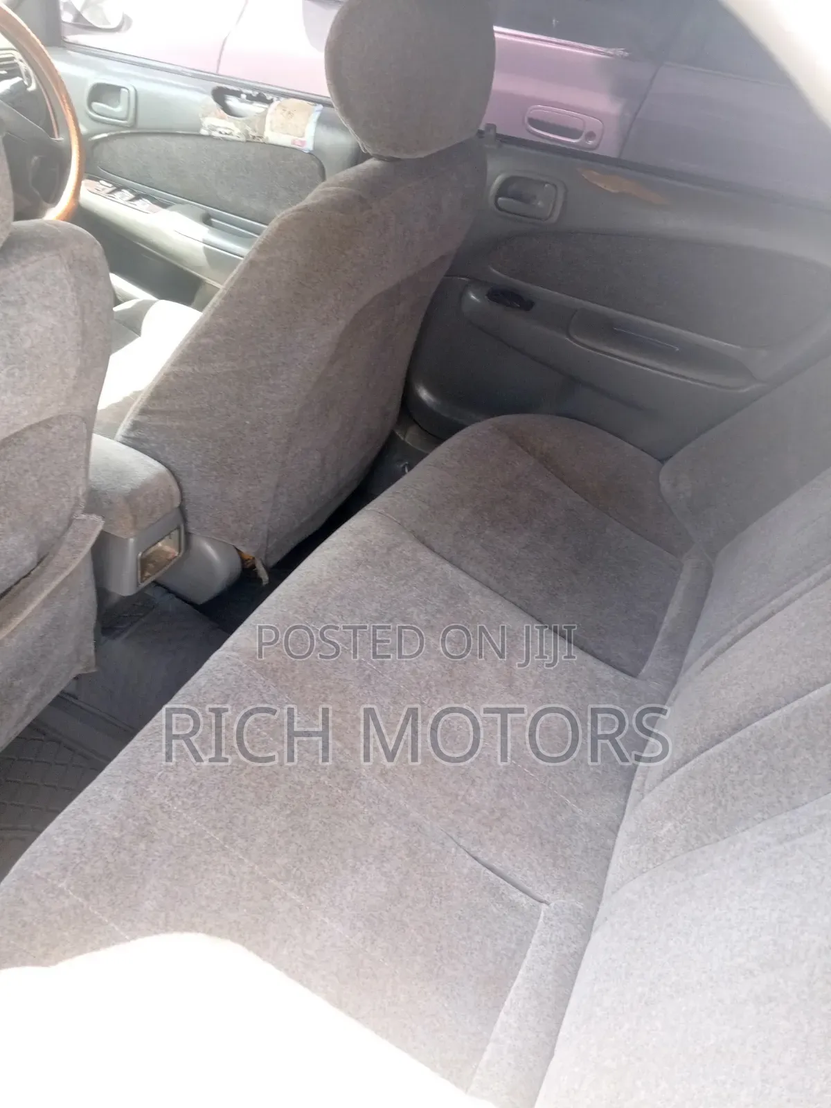 Toyota Corolla Hatchback 2000 White