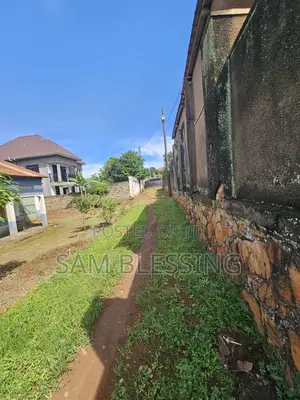 3bdrm House in Zana Entebbe Road, Central Division for sale