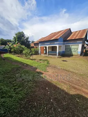 3bdrm House in Zana Entebbe Road, Central Division for sale