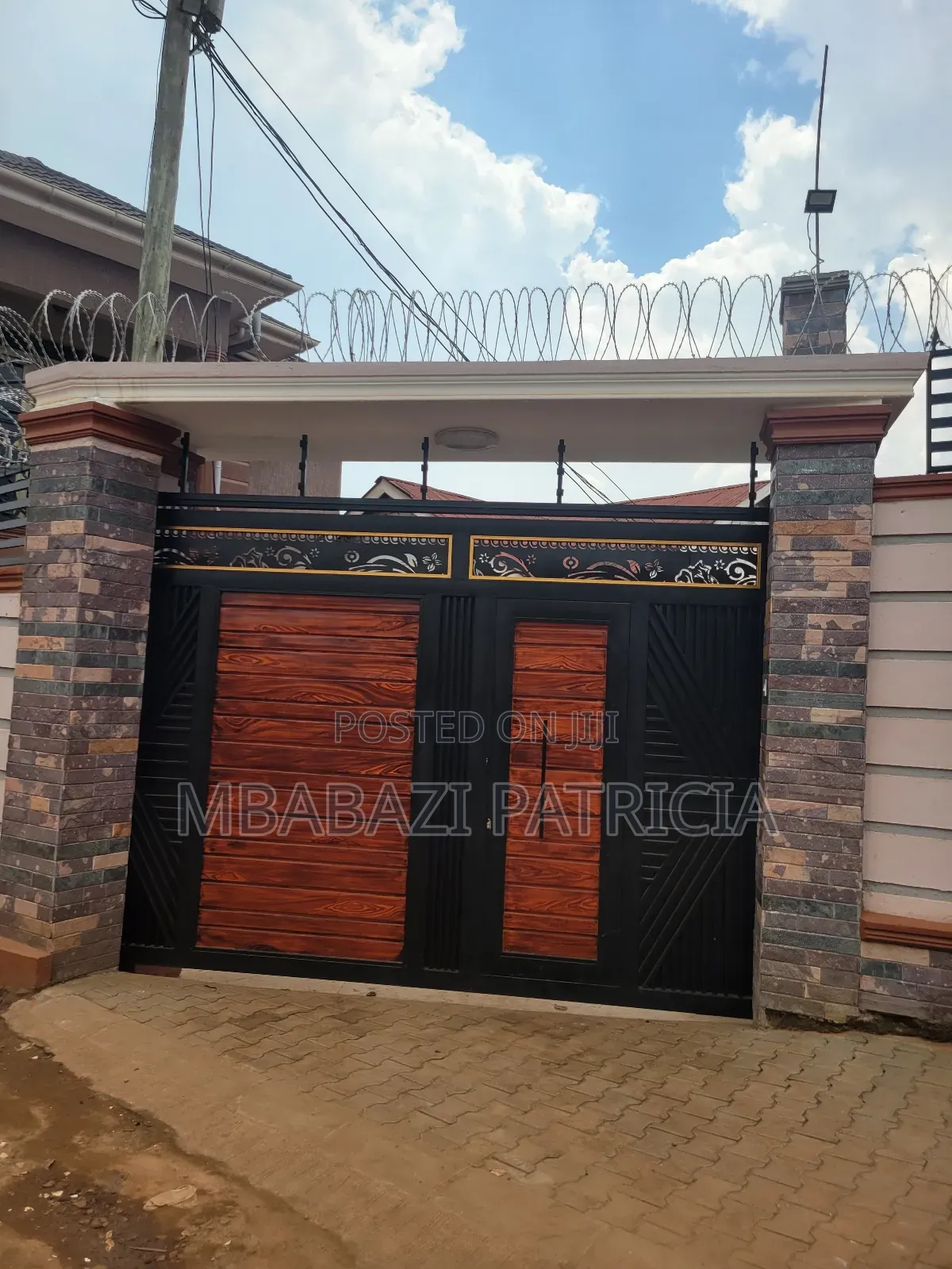 1bdrm House in Busenga Near Hash, Kawempe for rent