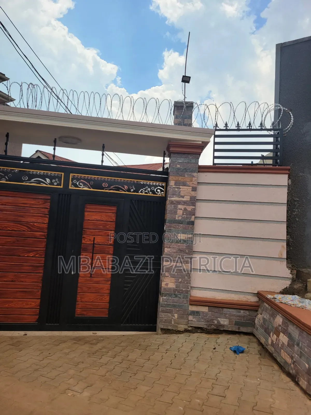 1bdrm House in Busenga Near Hash, Kawempe for rent