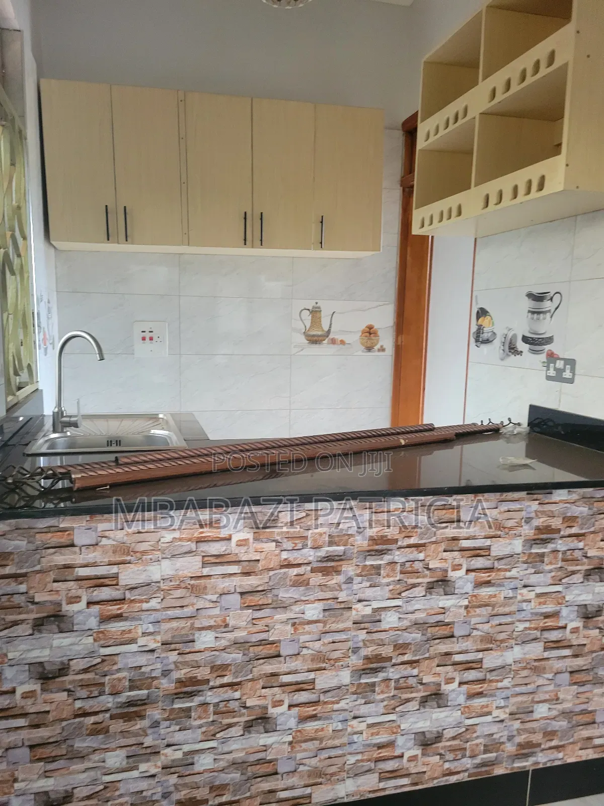 1bdrm House in Busenga Near Hash, Kawempe for rent