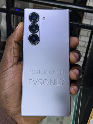 Samsung Galaxy Fold 512 GB Silver