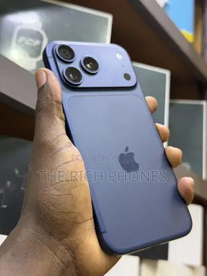 New Apple iPhone 17 Pro Max 256 GB Blue