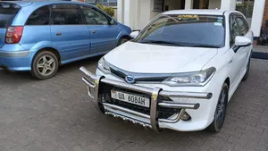 Toyota IST 2015 Silver