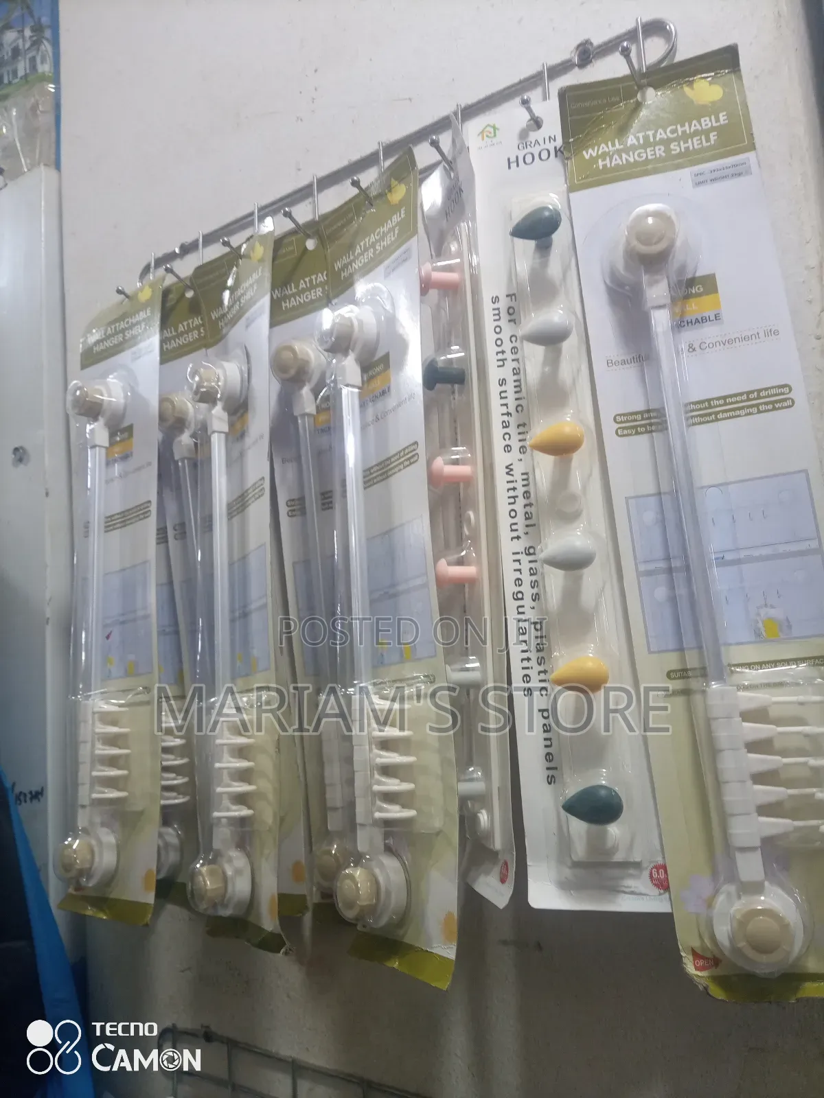 Wall-Attachable Hanger Hooks With Suction Cups for Mounting]