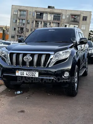 Toyota Land Cruiser Prado 2016 Black