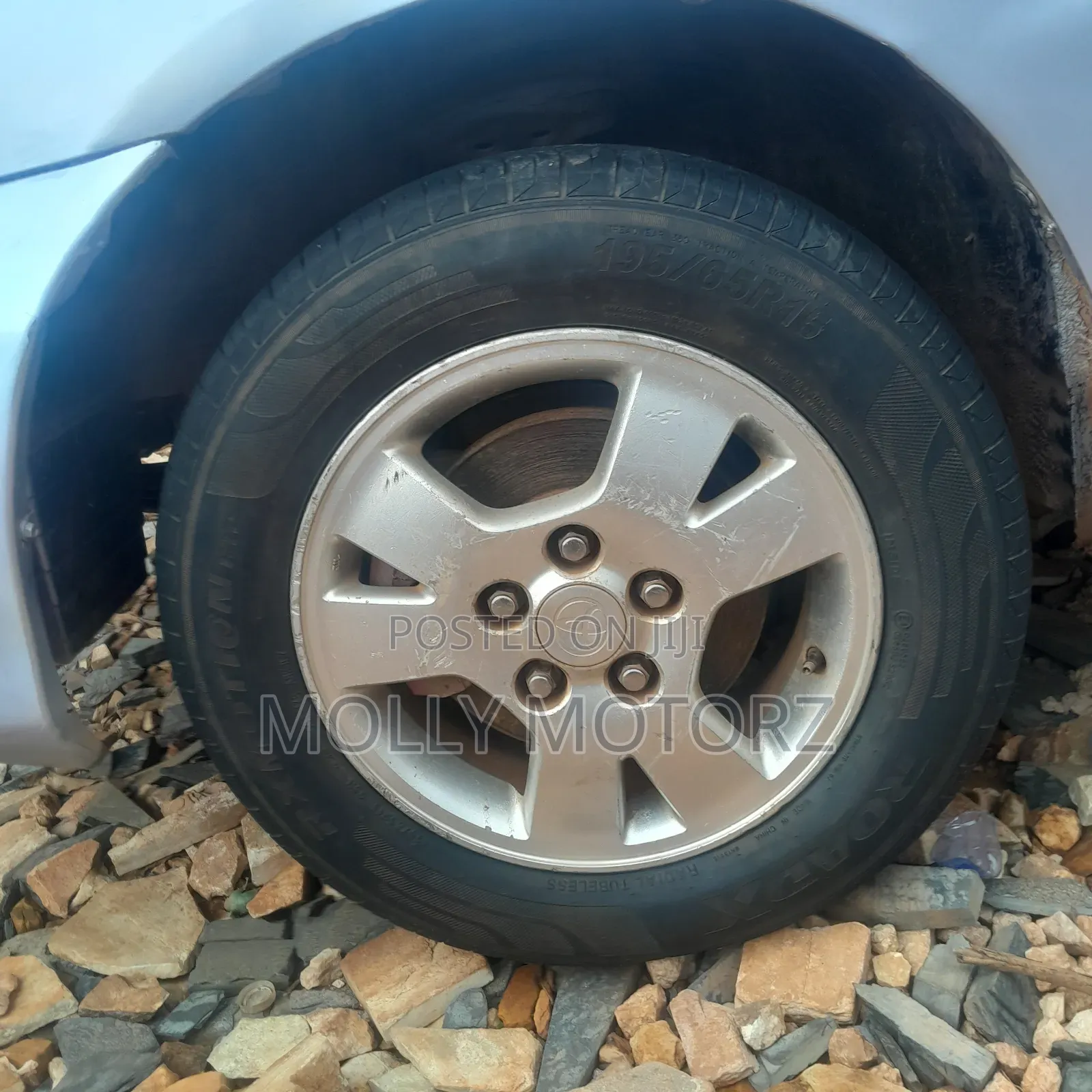 Toyota Nadia 2002 Silver