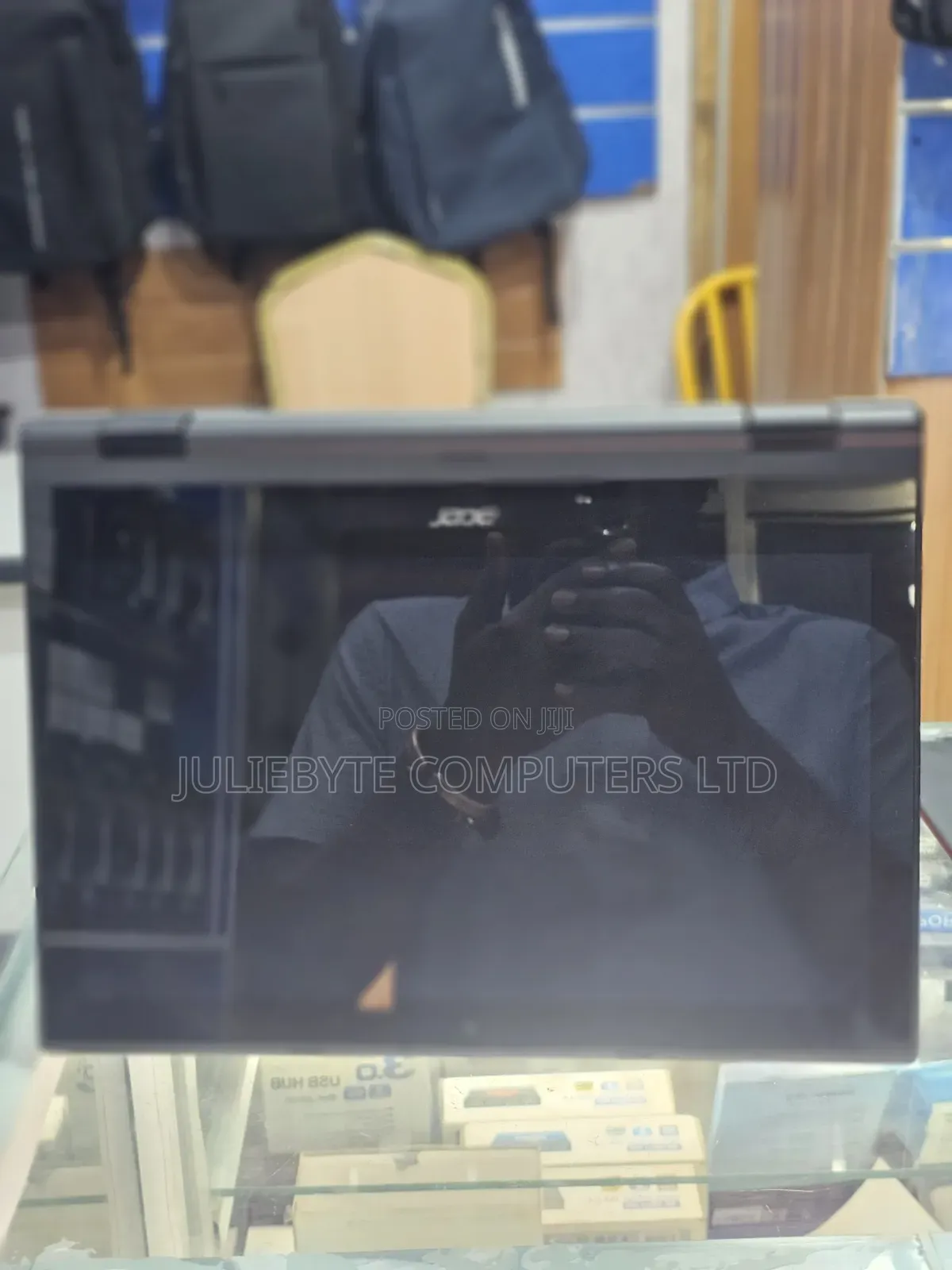 Laptop Acer TravelMate B113 4GB Intel Pentium SSHD (Hybrid) 128GB
