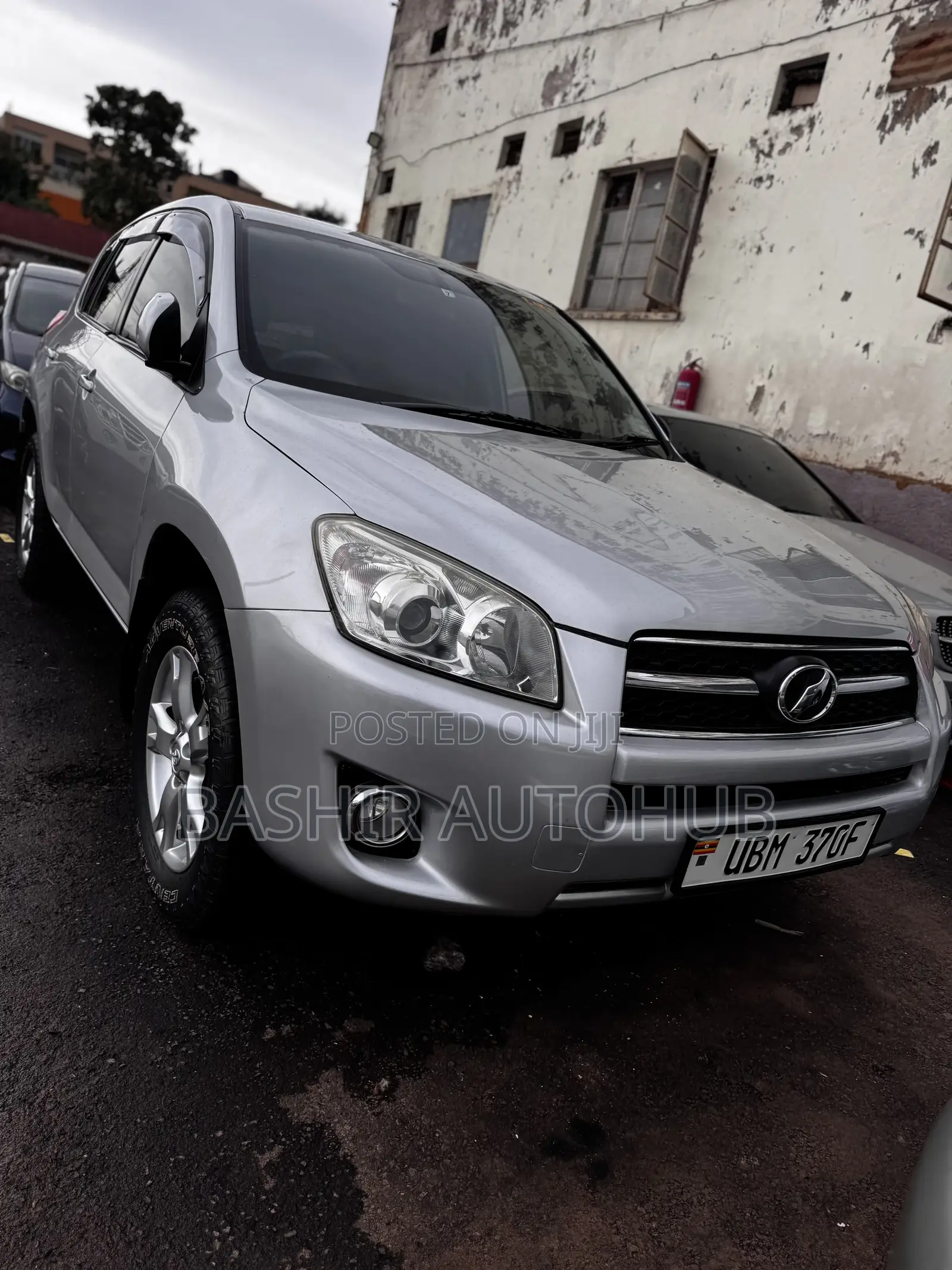 Toyota RAV4 2010 Silver