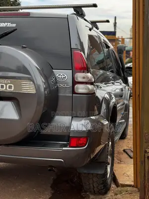 Toyota Land Cruiser Prado 2007 Gray