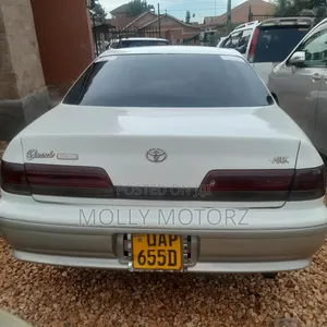 Toyota Mark II 2002 White