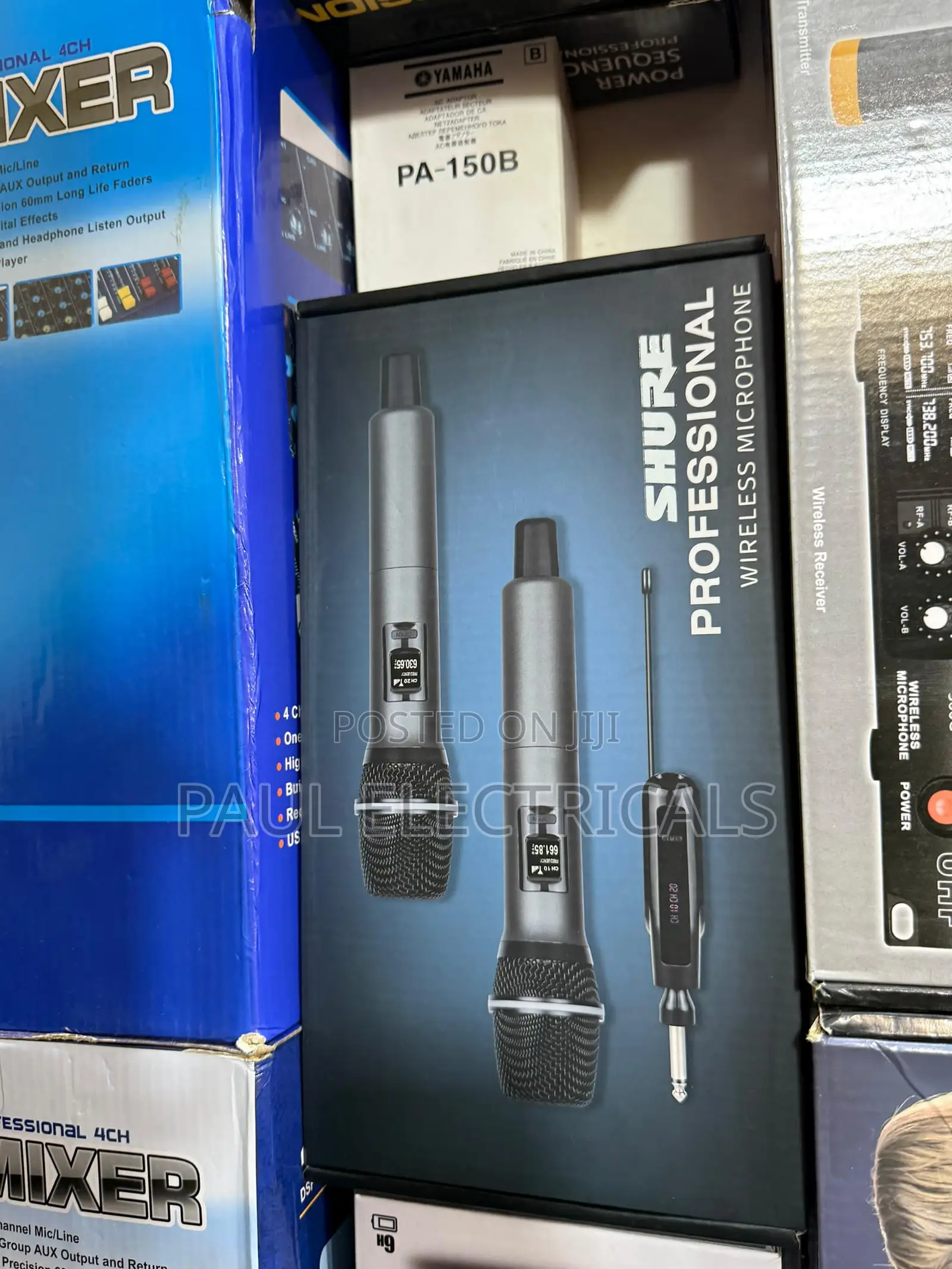 Shure Wireless Microphone With Digital Receiver