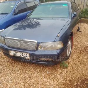 Toyota Crown Majesta 2005 Blue
