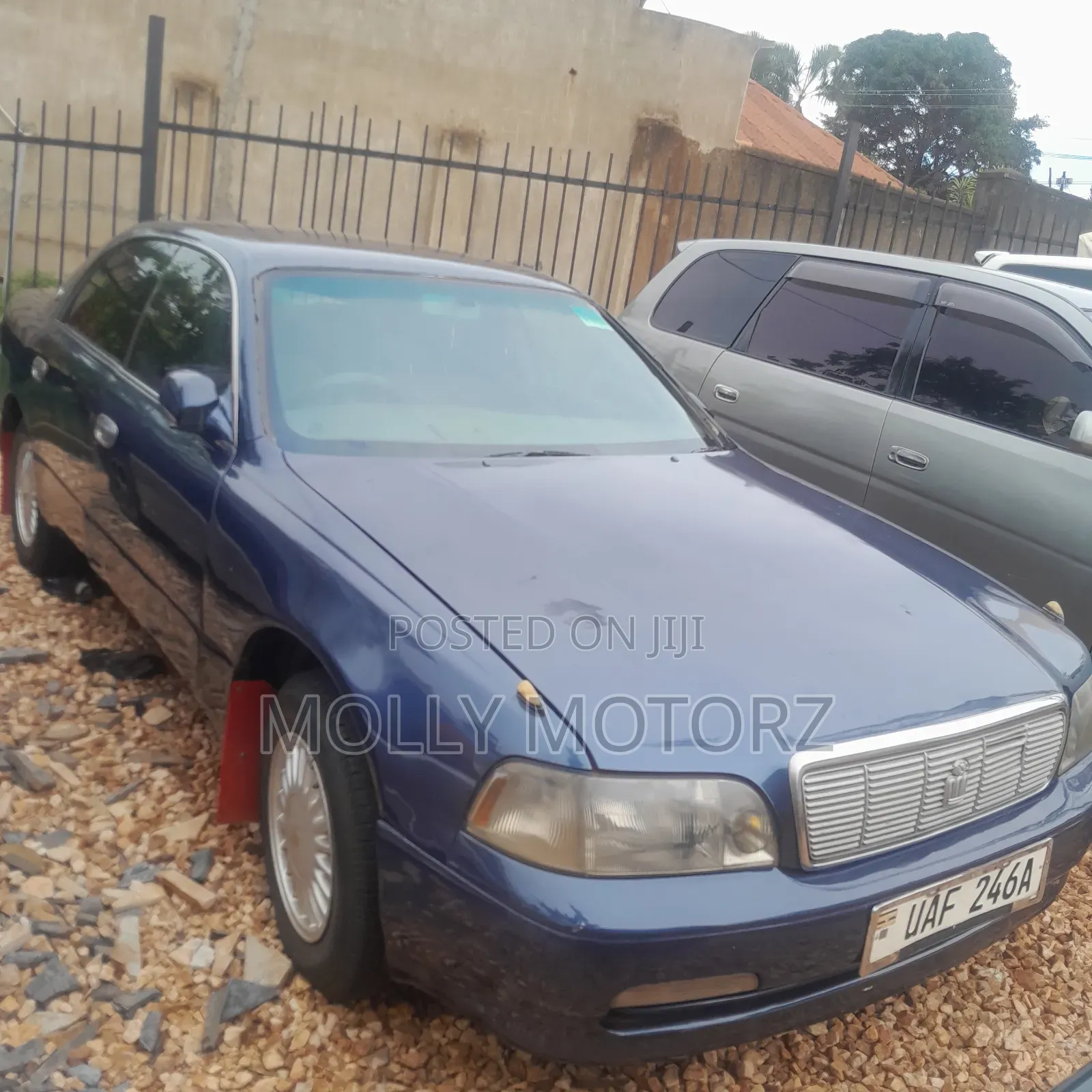 Toyota Crown Majesta 2005 Blue
