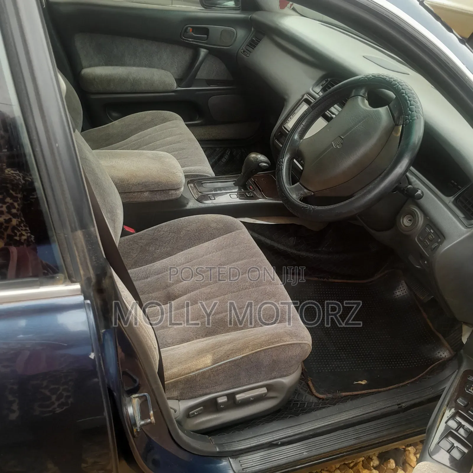 Toyota Crown Majesta 2005 Blue