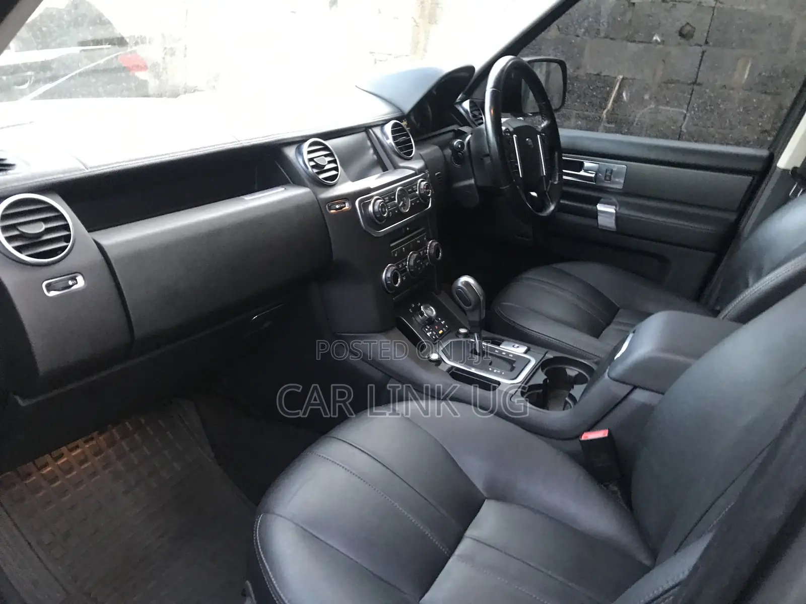 Land Rover Discovery 2017 Silver