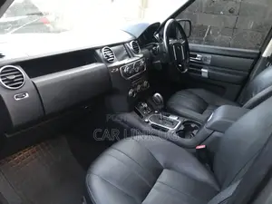 Land Rover Discovery 2017 Silver